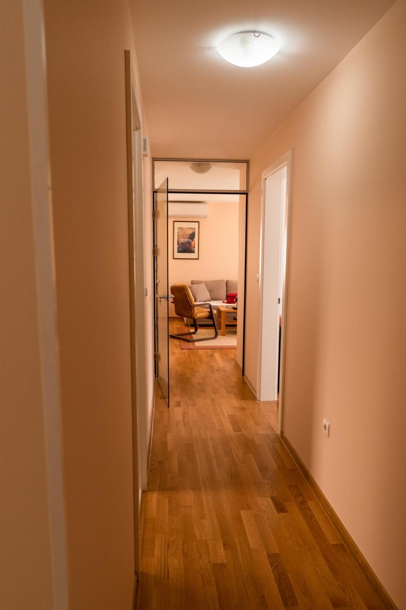 Apartma Narenta *